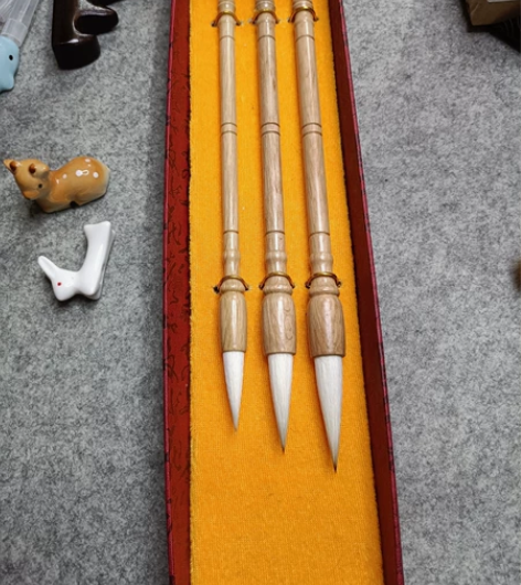 一款非常棒的狼羊兼毫大中小，单支15元，一...