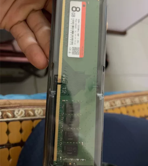 全新闪极光 全兼容 DDR4 单条8G  ...