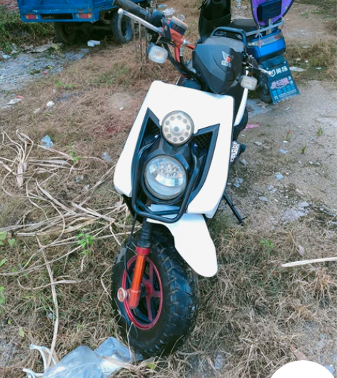 因本人要外出现 出售一辆两轮摩托车 神鹰牌...