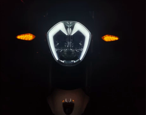 加装件全送(花了一千多块)，保险全送(花了...