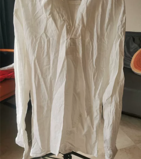 男士亚麻长袖衬衣 全新有吊牌，因为一直放袋...