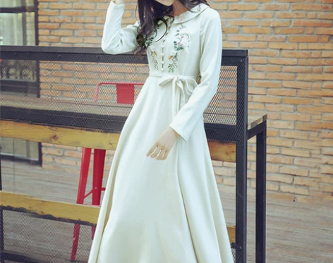 新款秋装娃娃领连衣裙文艺长袖学生裙长裙大摆...