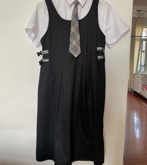 夏季套装短款上衣短袖女连衣裙子ins超仙学...