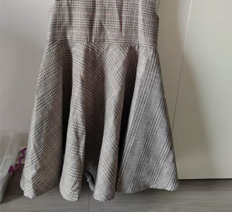 品牌学生裙160  包邮 感兴趣的话点“我...