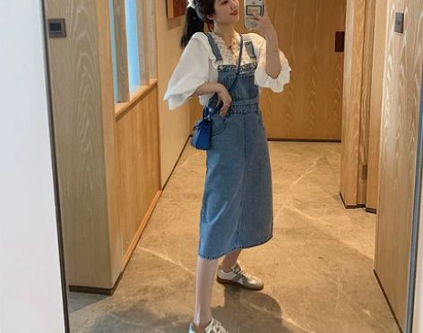 韩系少女穿搭甜美小个子洋气减龄牛仔背带裙i...