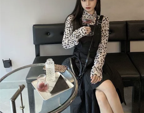 复古A字裙提花刺绣猫猫印花半身裙秋冬女甜美...
