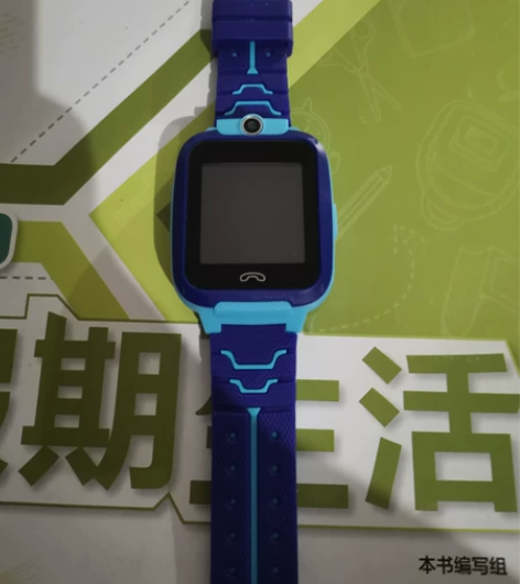 全新电话手表，120出，包装盒保修卡都在 ...