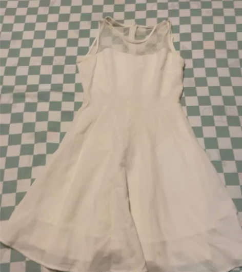 无袖网纱连衣伞裙，有内衬 s码 100斤以...