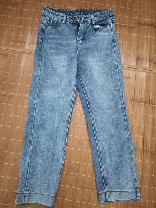 全部牛仔裤，20一条满30元包邮，可与主页...