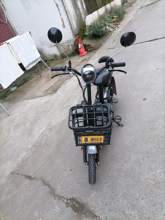 几个月的新日电动车，有需要的过来看，在名城...