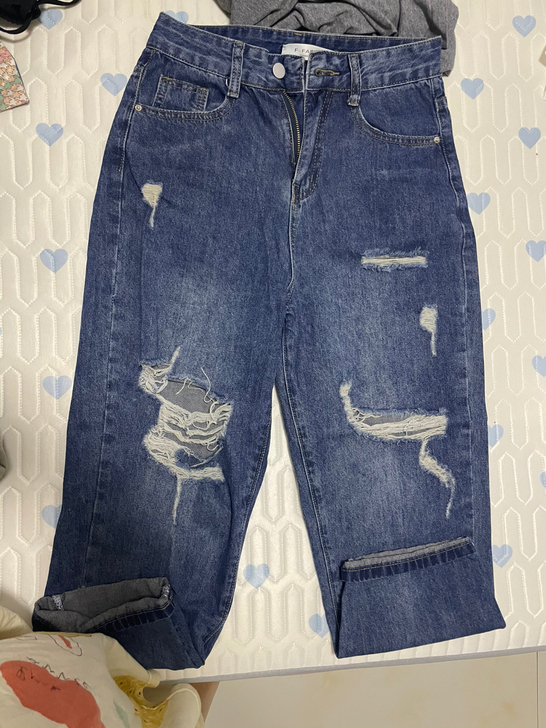 破洞牛仔裤   全新