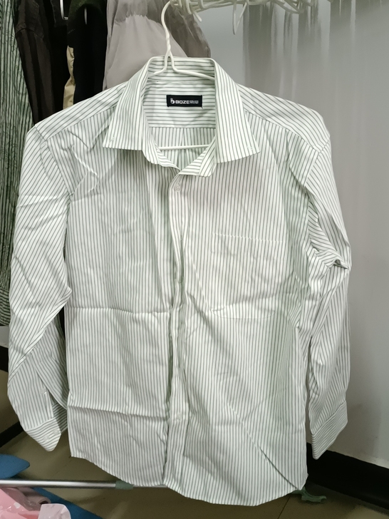 品牌衬衣！男士衬衣！适合120－160斤男...