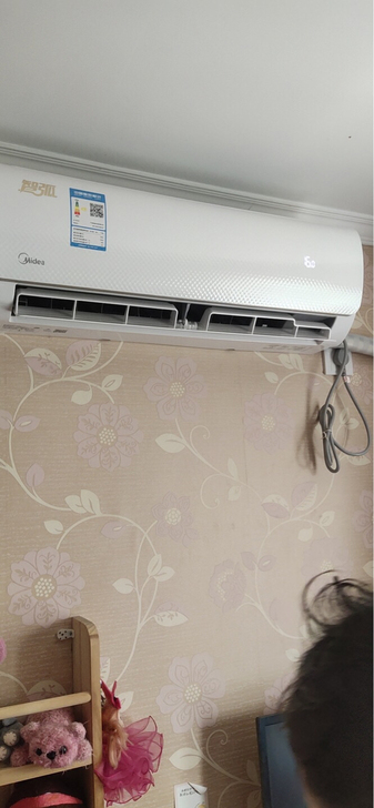 房子要装修，闲置的空调低价处理，要的联系我～