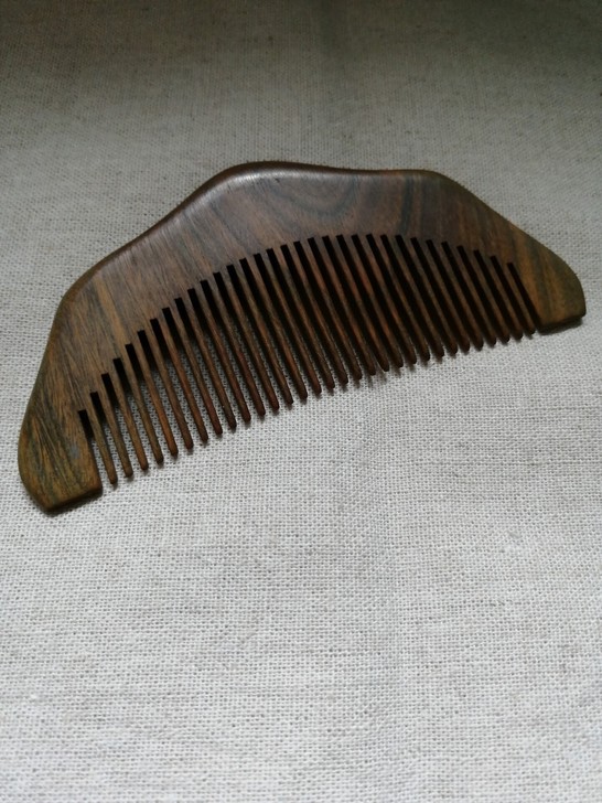 绿檀木玉檀手工木梳梳子