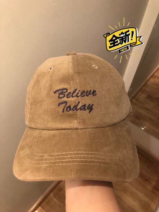 Flora棒球帽黄色棕色灯芯绒材质全新可调...