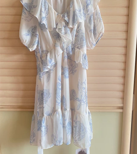 朋友送的！但不适合中性风格的自己！ 适合1...