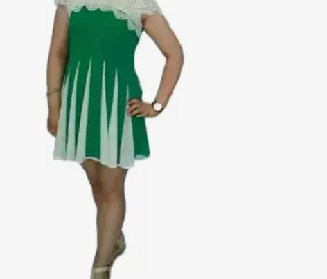 白绿色连衣裙，因改中性风忍痛转让，八五成新...