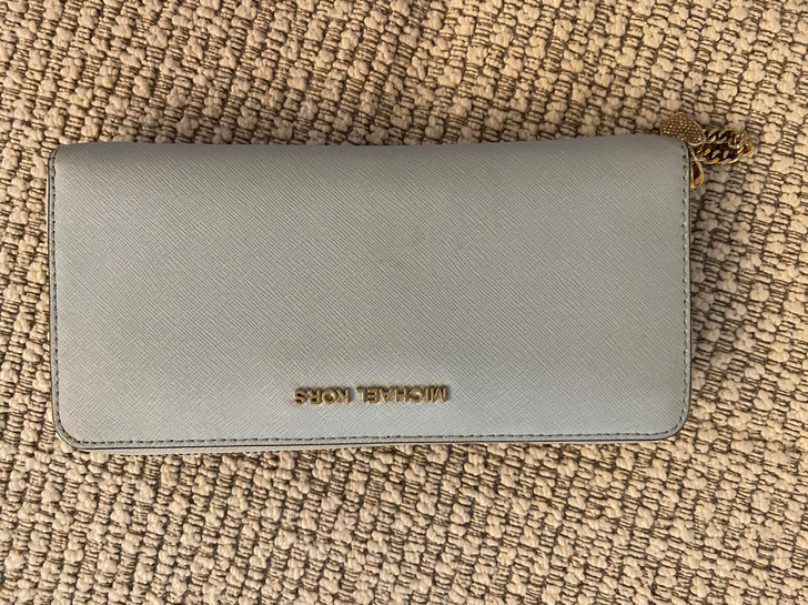 MK钱包,2016年朋友从日本仙台专柜带回...