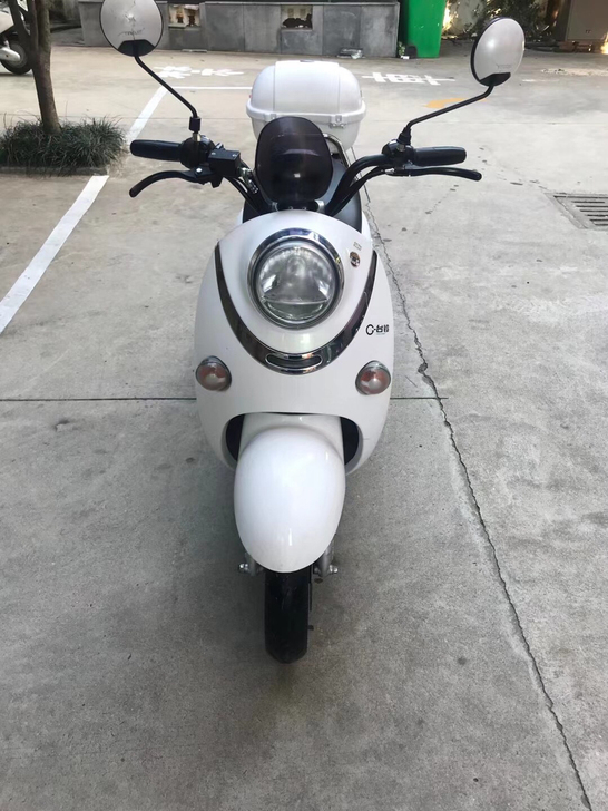 出售转让精品60付台铃小龟二手电动车，五块...