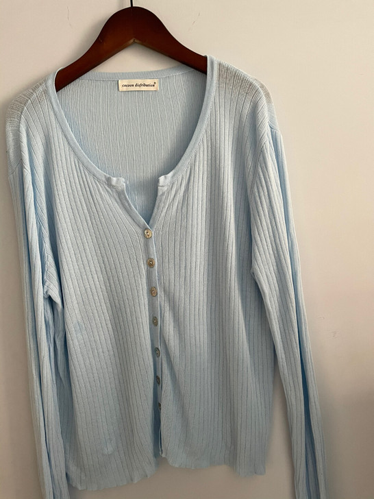 针织衫 薄款 防晒衫 几乎全新 只穿过两三...