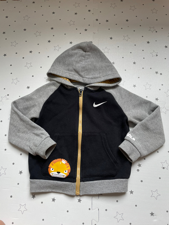 Nike aj童装帽服外套