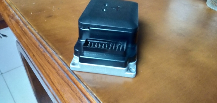 小牛电动车控制器N 1U, U+B 使用正...