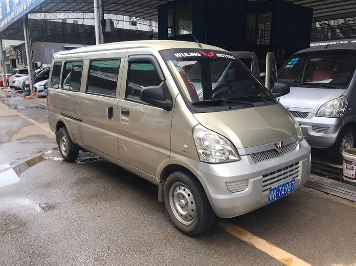 16年10月1.5加长版荣光,审车明年,车...