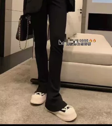 杨幂同款十三行高品质牛仔裤 黑色喇叭裤马蹄...