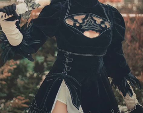 Cosplay女装低价出 感兴趣的话点“我...