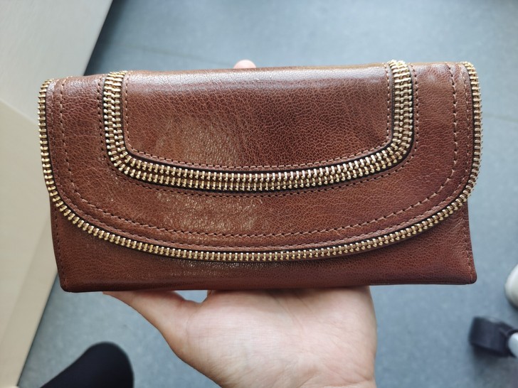 全新Mk MICHAEL KORS 钱包。...