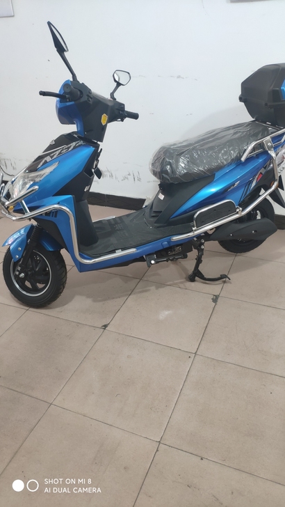 新车处理，五羊电动车，谁买谁便宜。（不包邮）