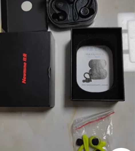 纽曼L1蓝牙耳机,触摸款,左耳丢了,其余全...