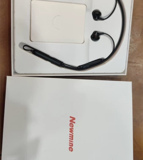 纽曼蓝牙耳机，全新正品！这是加强款PLUS...