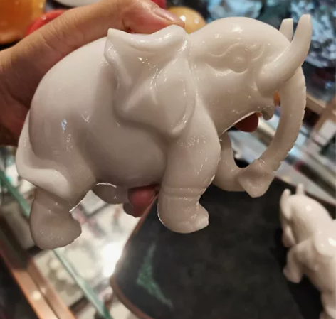天然玉石大象摆件一对招财镇宅风水办公室酒柜...