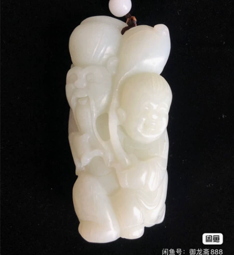 玉雕人物（老人和童子）手把件，寓意老少同乐...
