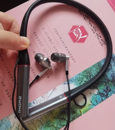 万魔耳机 感兴趣的话点“我想要”和我私聊吧～