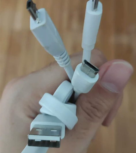 四根usb数据线，25cm全出 感兴趣的话...