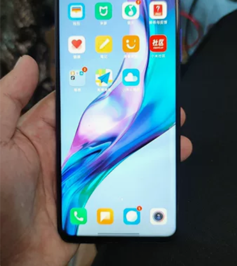 出一台红米k30，刚收来的，账号可退，随便...