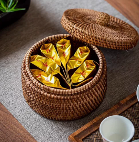 越南藤编，纯手工编织，全新，圆形盖帽小型收...