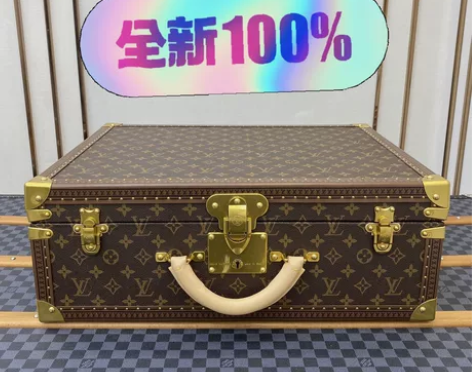 驴家 50 硬箱 借鉴了 Alzer行李箱...