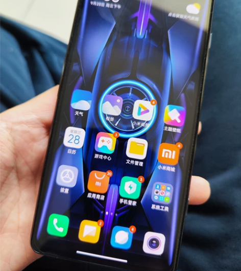 红米k50电竞版，8+128的内存，处理器...