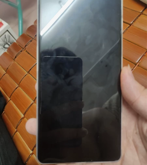 红米k50电竞版，8128无暗病无任何维修...