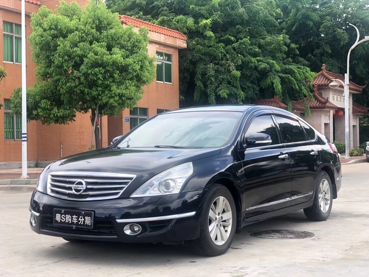新到车源：2011年日产天籁2.5V豪华顶...