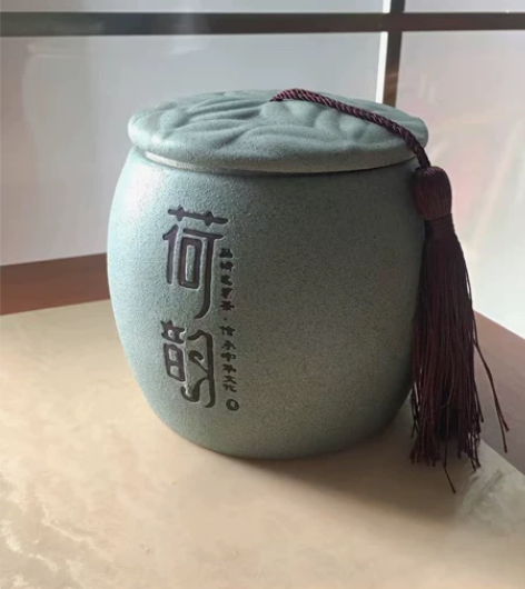 茶馆不开了，包邮出几个茶叶罐陶瓷半斤装密封...