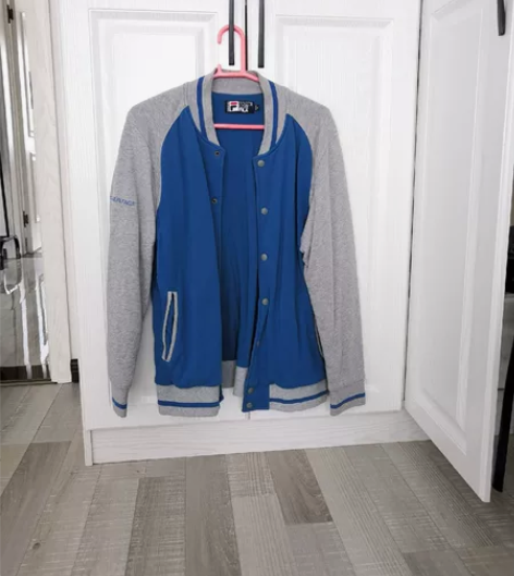 运动服男9.9新 正品 感兴趣的...