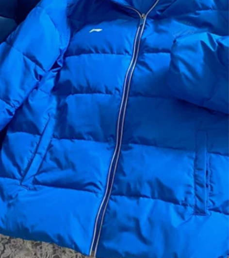 男士羽绒服，几乎全新 感兴趣的话点“我想要...