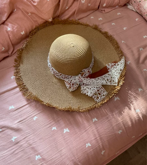 海滩宽檐草帽 潘家园自提 感兴趣的话点“我...