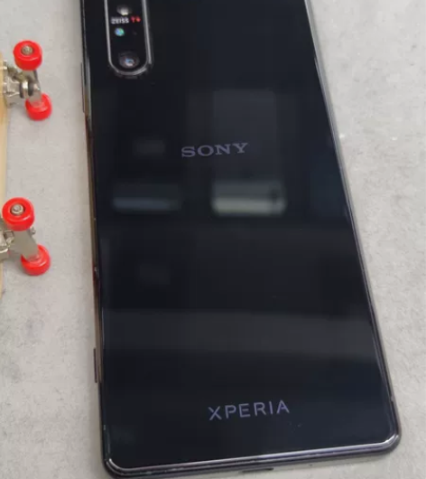 99新索尼xperia1ii港版8+256...