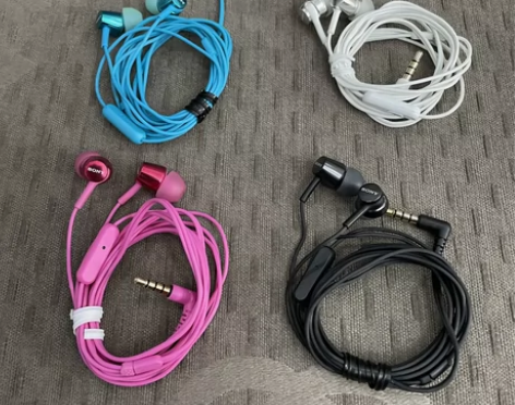 Sony/索尼 MDR-EX155AP 入耳式耳机重低音手机... Sony/索尼 MDR-EX155AP 入耳式耳机重低音手机...