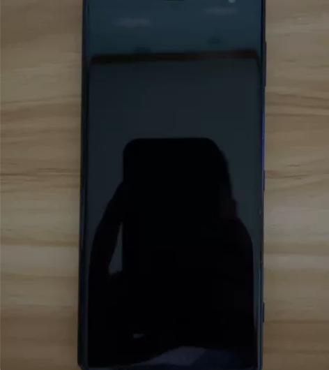 SONY Xperia XZ2，H8216...